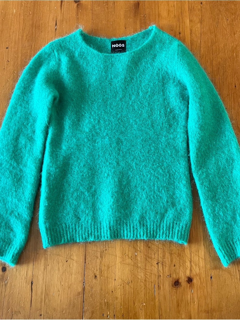 Noos Mohair and Wool Made in Italy Loose Knit Kelly Green Round Neck Sweater